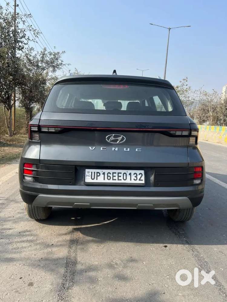 Hyundai Venue 1.2 Kappa Mt S(o) In Brand New Condition