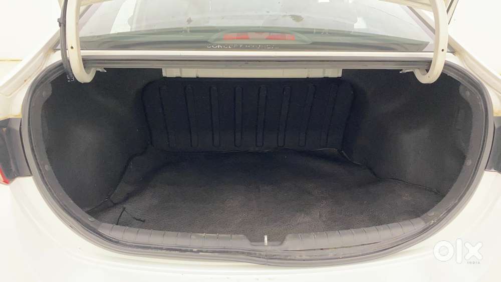 Hyundai Verna 1.6 Sx (o) Vtvt At, 2018, Petrol