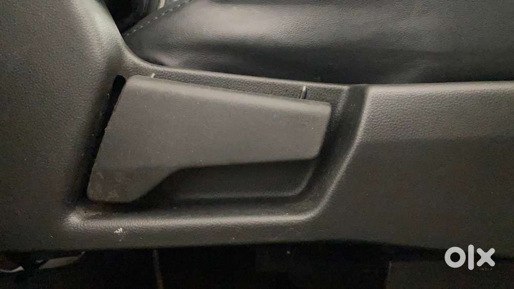 Renault Triber Rxz, 2019, Petrol