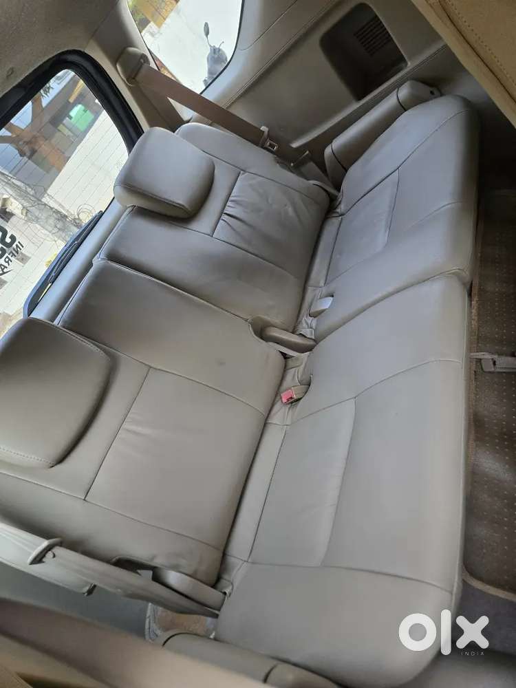 Toyota Fortuner Diesel Well Maintained Showroom Track
