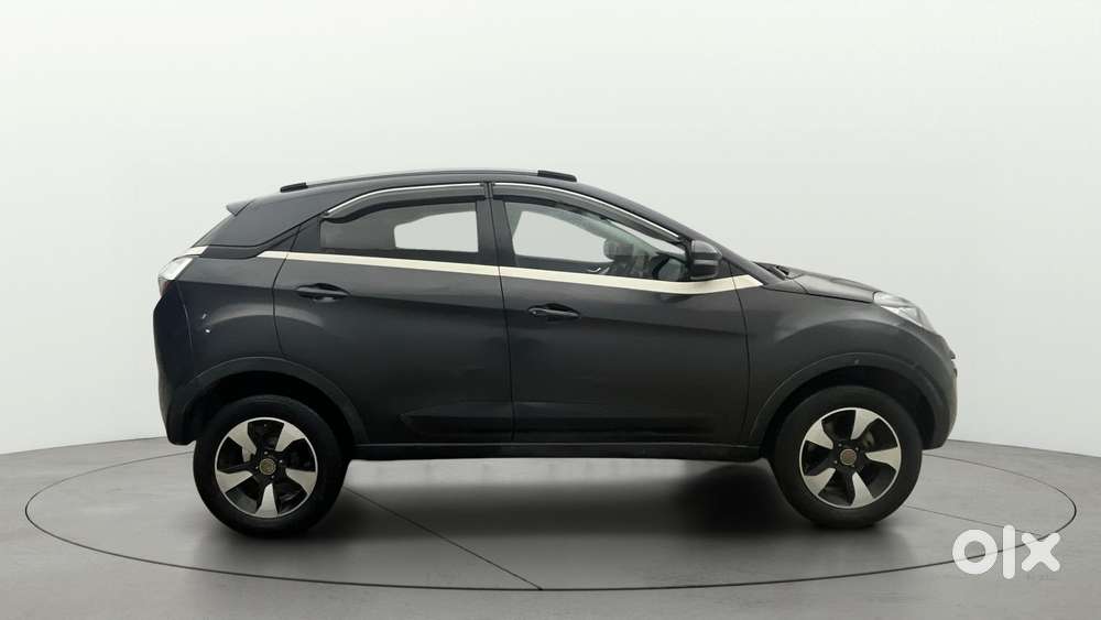 Tata Nexon 1.2 Revotron Xza Plus, 2018, Petrol