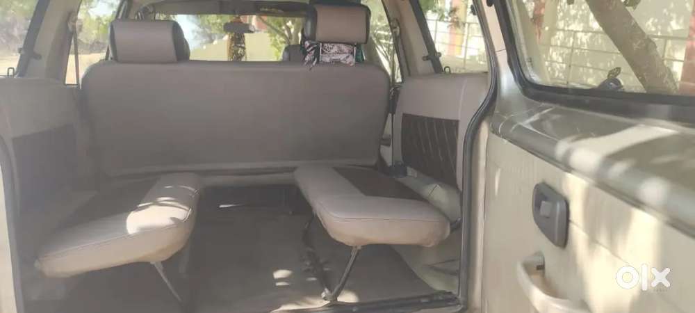 Seat Capacity 9plus1 Seal Tyers Enjen In Good Condition