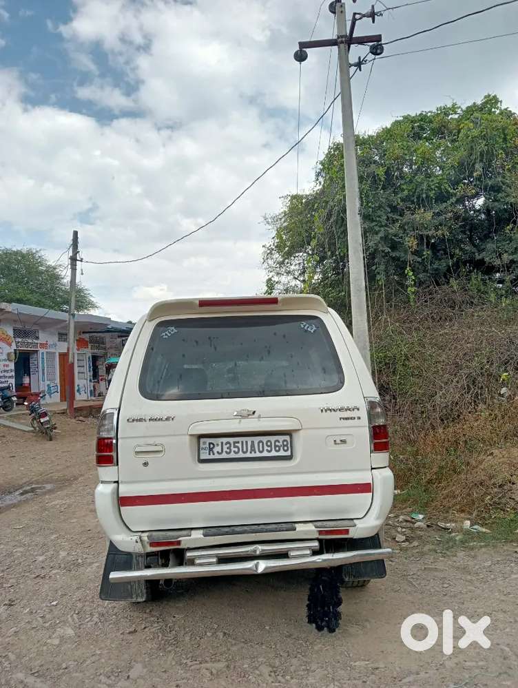 Chevrolet Tavera 2015