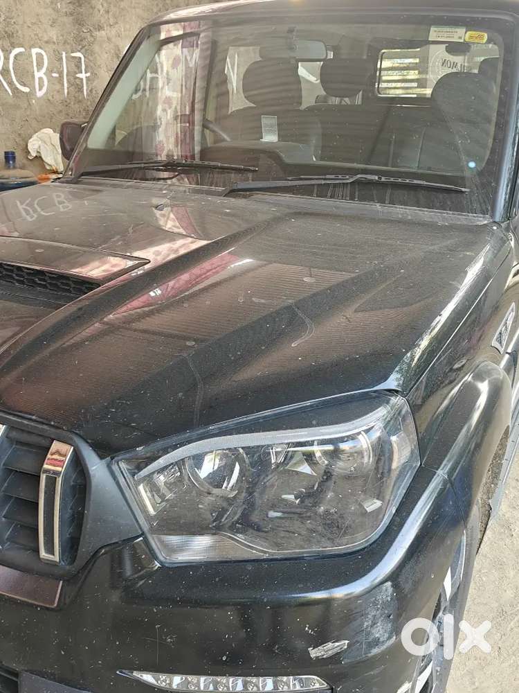 Mahindra Scorpio Classic 2025 Diesel 4500 Km Driven