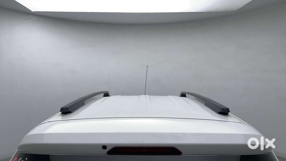 Renault Triber Rxt, 2022, Petrol