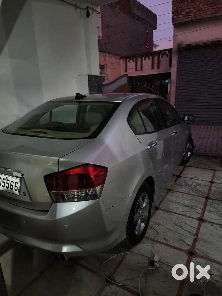 Honda City Petrol Top Variant Vip Hr No 5566