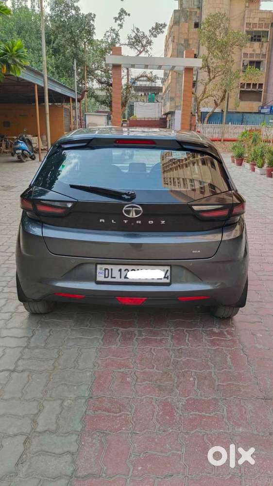 Tata Altroz Xza Plus (o) (s), 2022, Cng & Hybrids