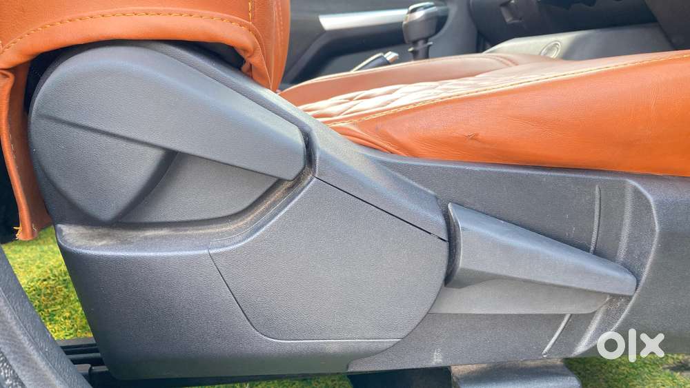 Nissan Magnite 1.0 Xv Premium, 2021, Petrol