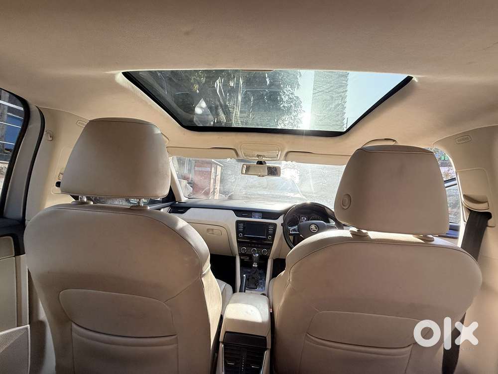 Skoda Octavia 1.8 Tsi Style Plus At, 2016, Petrol