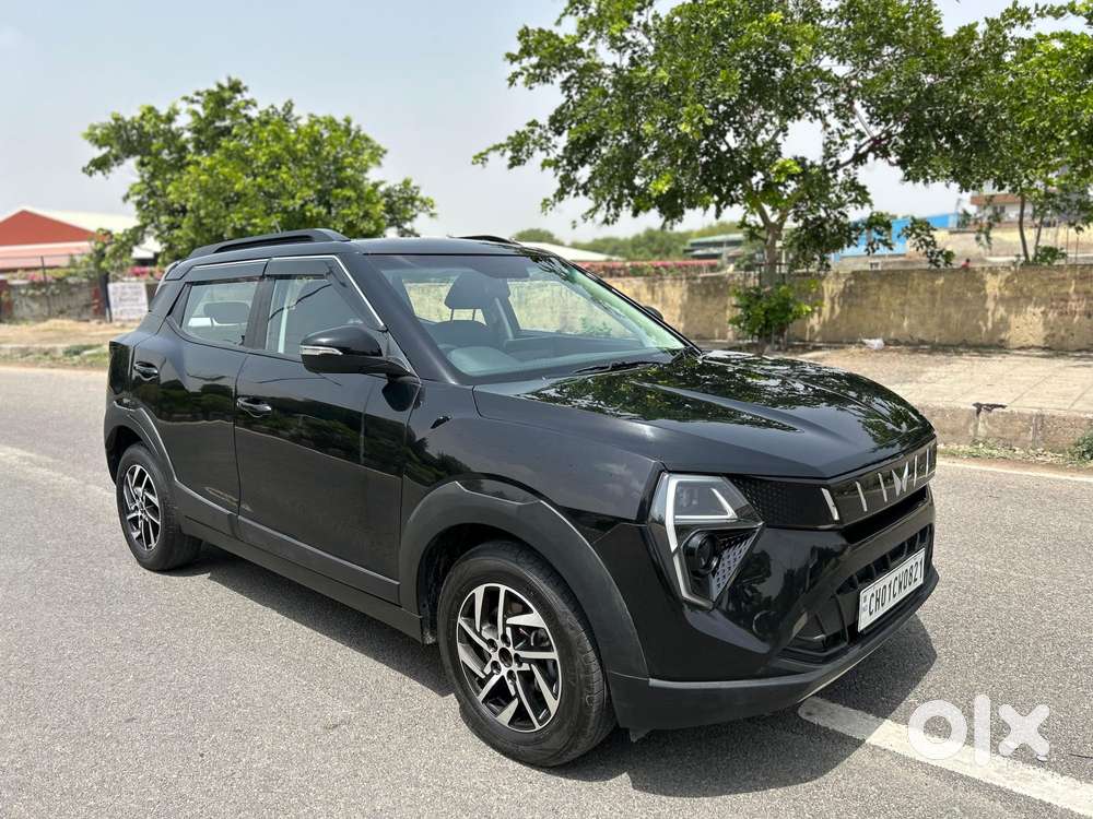 Mahindra Xuv 3xo Ax5 Pm At, 2024, Petrol