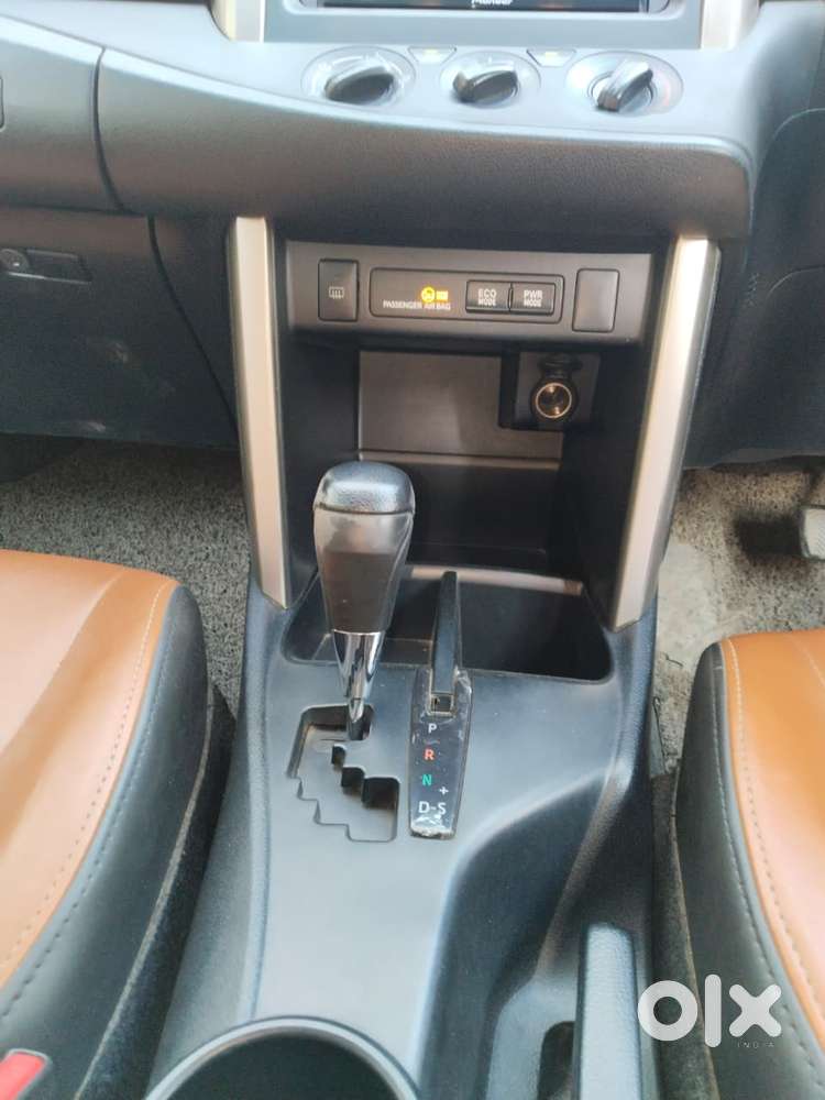 Toyota Innova Crysta 2.8 Gx At 7 Str, 2016, Diesel