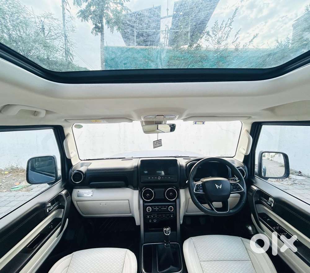 Mahindra Thar Roxx Ax7 L Diesel Mt 2wd, 2025, Diesel