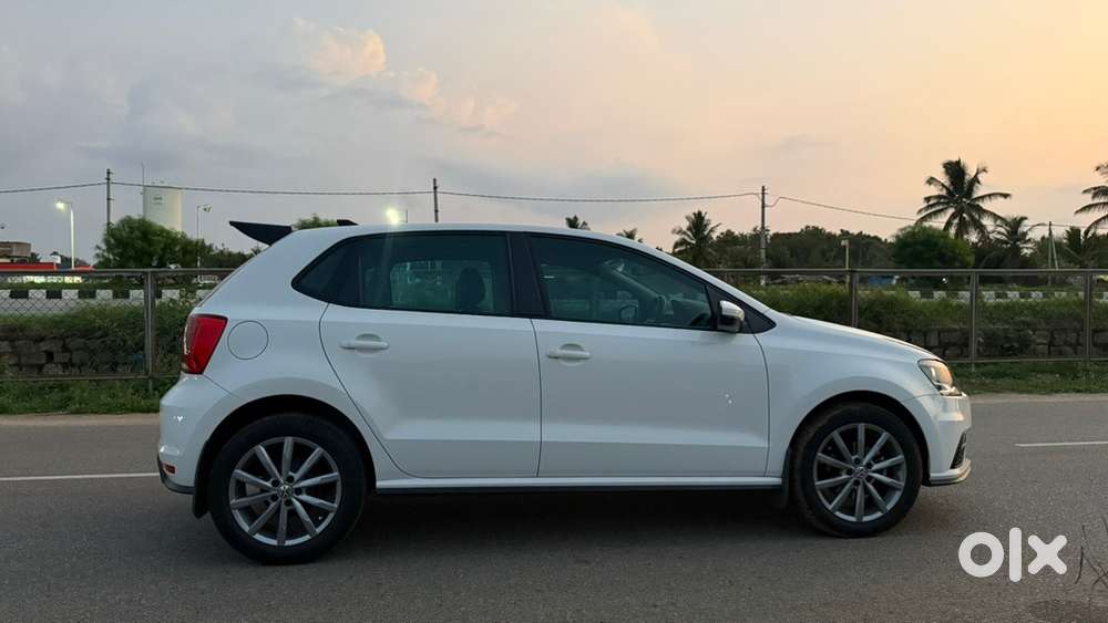 Volkswagen Polo Petrol 2021
