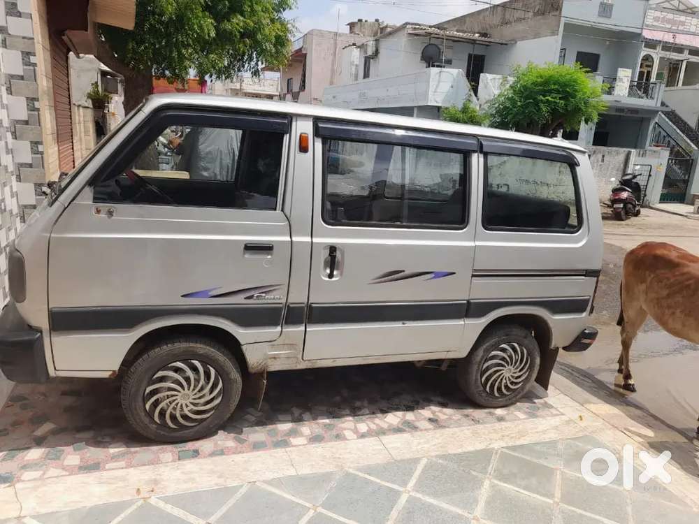 Ven Maruti Suzuki