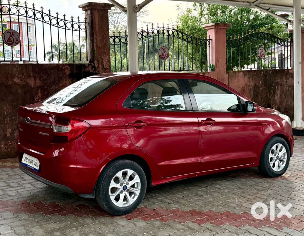 Ford Aspire Titatinium Blu Ti-vct, 2017, Petrol