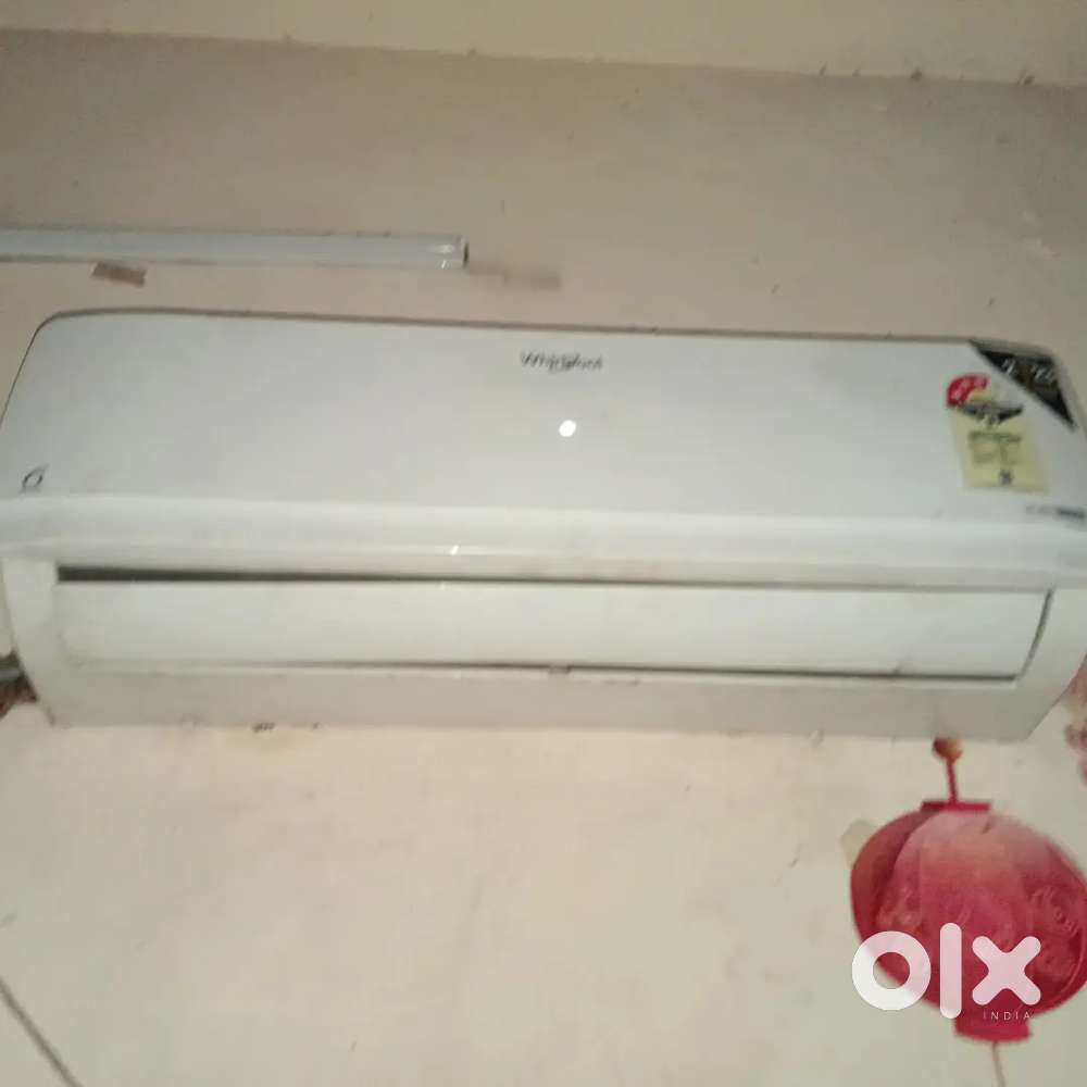 1.5 ton split AC whirlpool inverter 3 year old.