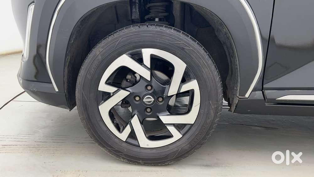 Nissan Magnite 1.0 Xv, 2022, Petrol