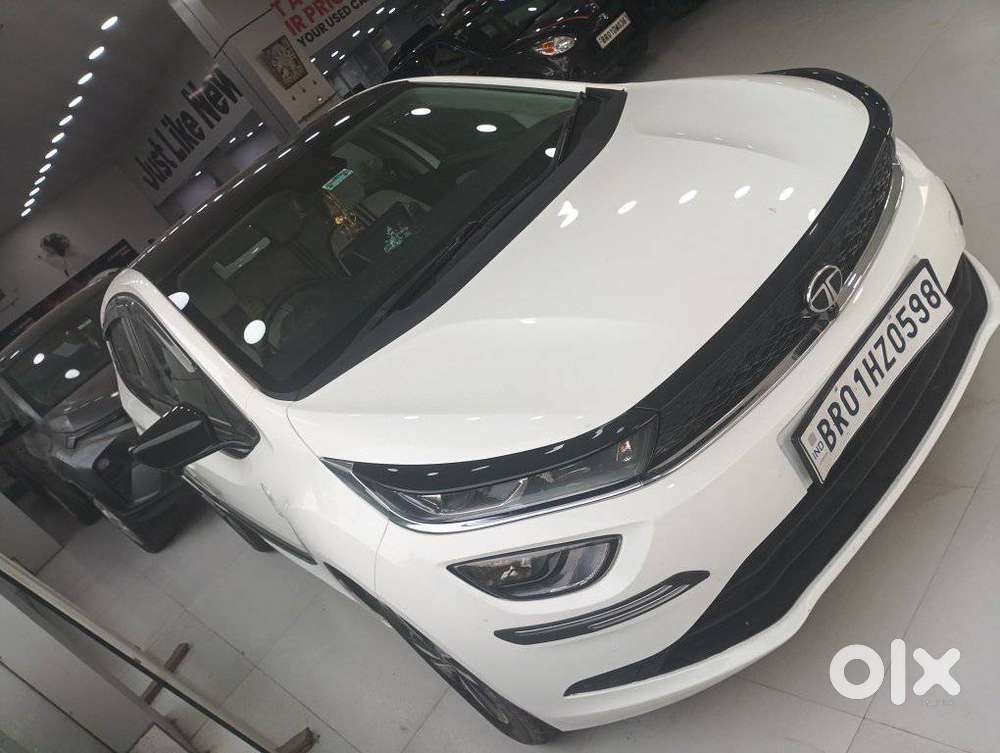 Tata Altroz Xz Plus (s) Icng, 2024, Petrol