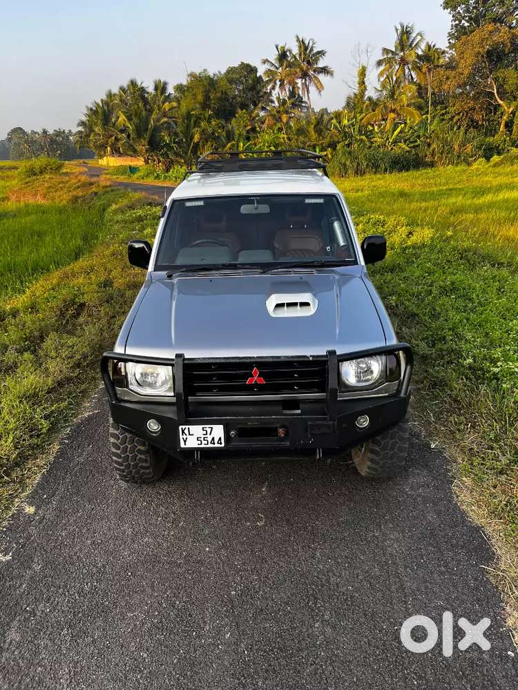 Mitsubishi Pajero Glx  2007 Diesel 137000 Km Driven