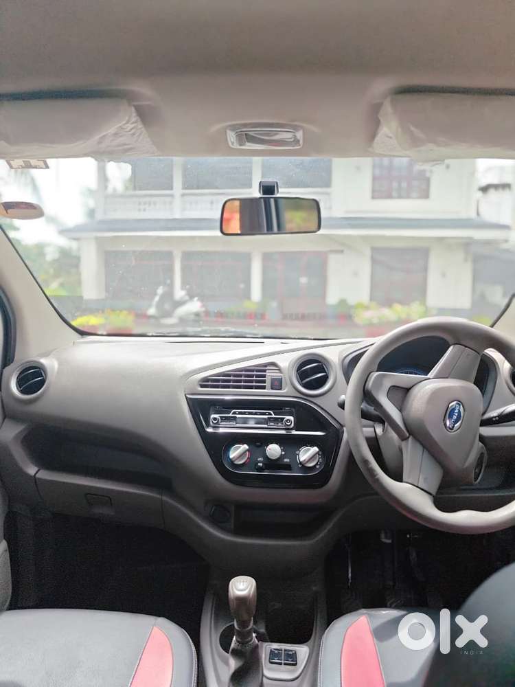 Datsun Redigo T Option, 2016, Petrol