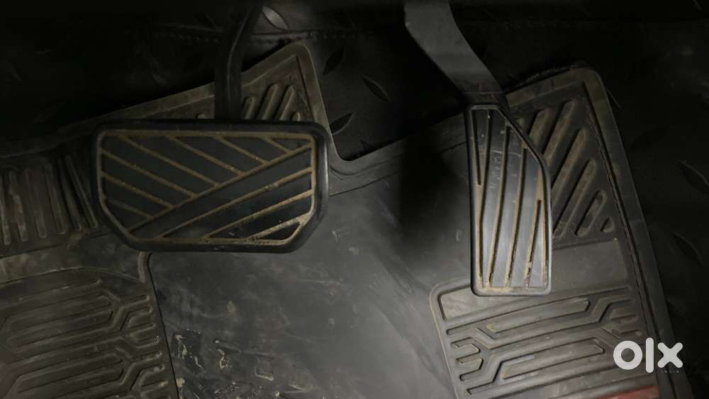 Maruti Suzuki Vitara Brezza 1.5 Zxi Plus At, 2022, Petrol