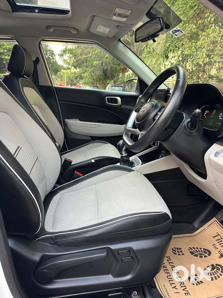 Hyundai Venue Sx (o) Mt 1.5 Diesel, 2023, Diesel