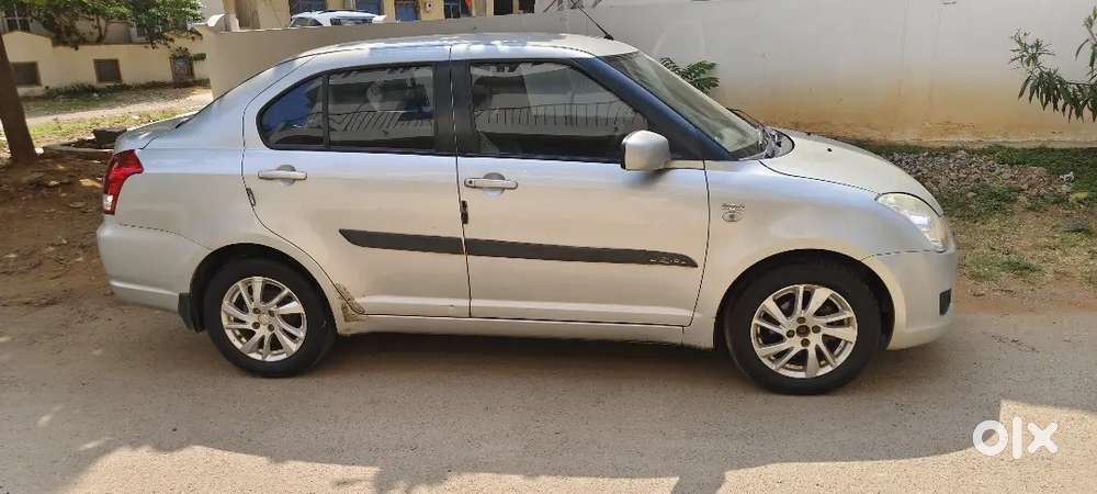 Maruti Suzuki Swift Dzire 2011