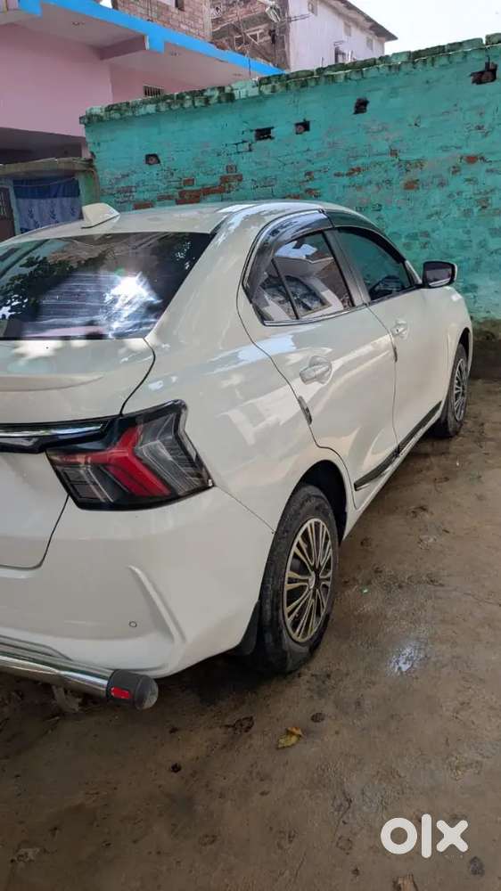 Maruti Suzuki Dzire Vxi Cng 2026