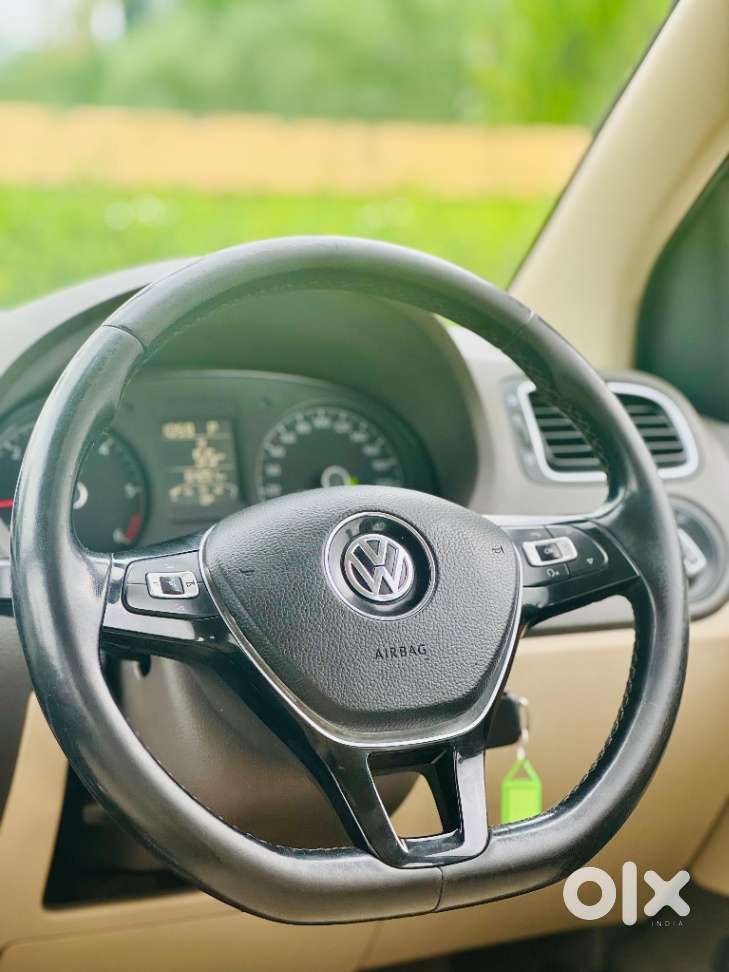 Volkswagen Vento 1.5l Tdi Highline Plus At Diesel, 2015, Diesel