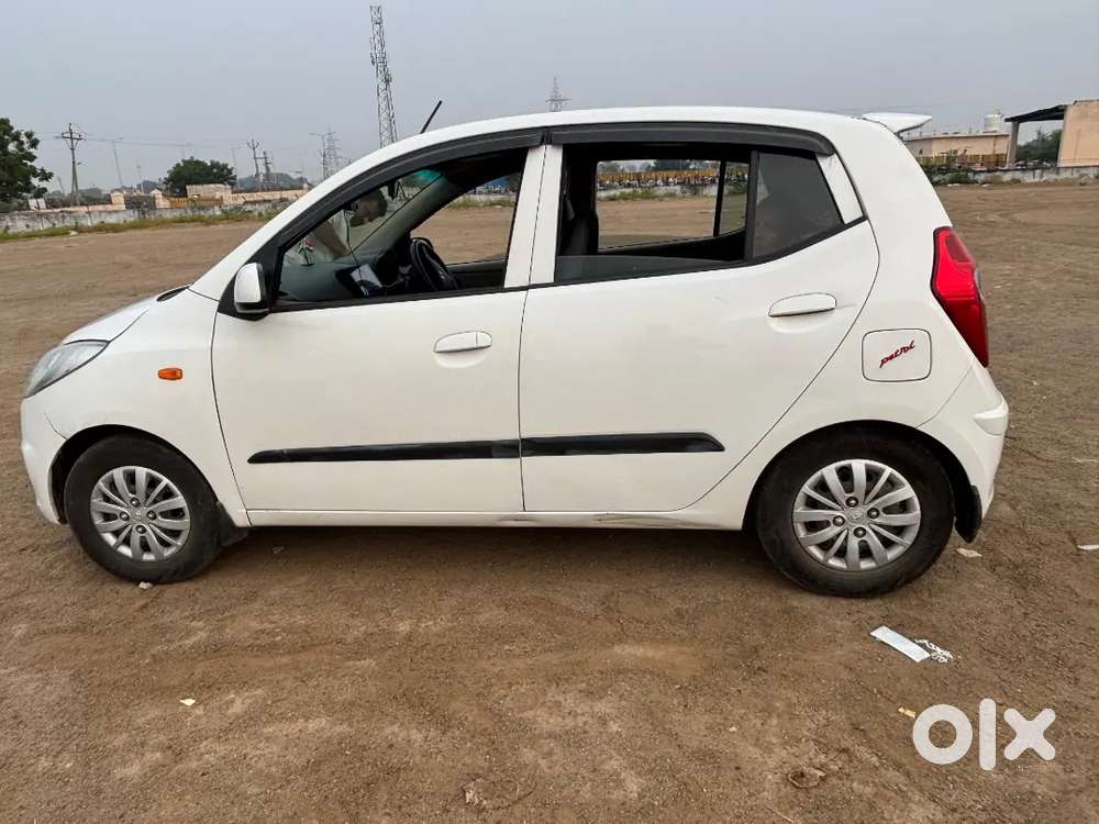 Hyundai I10 Sportz Petrol 2014