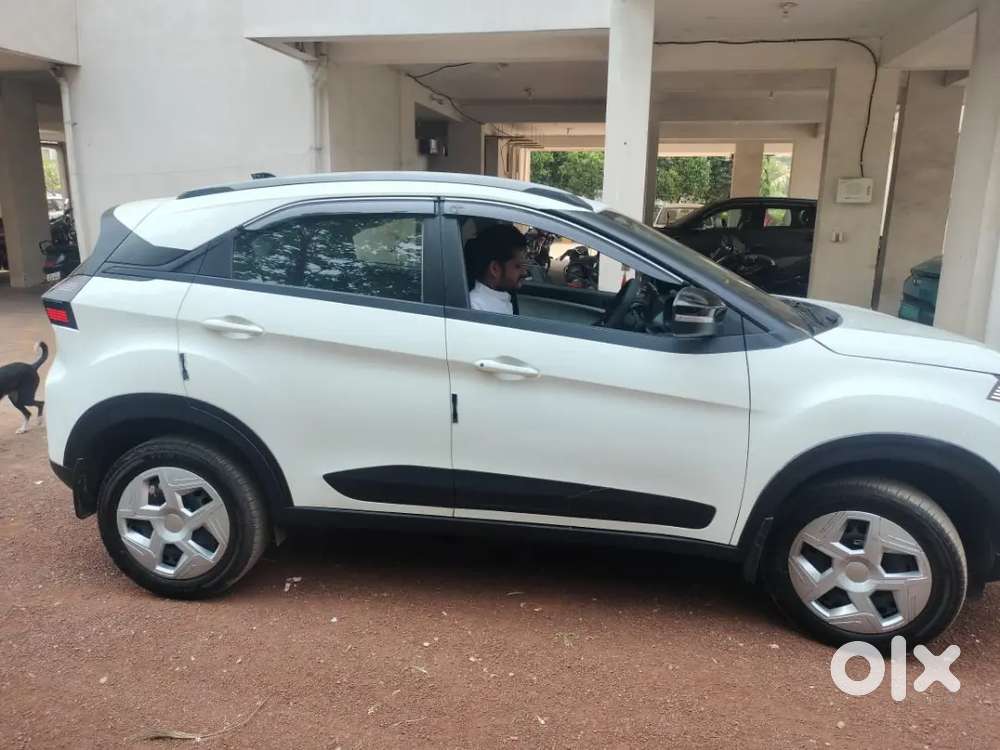 Tata Nexon 2025 Petrol 8000 Km Driven