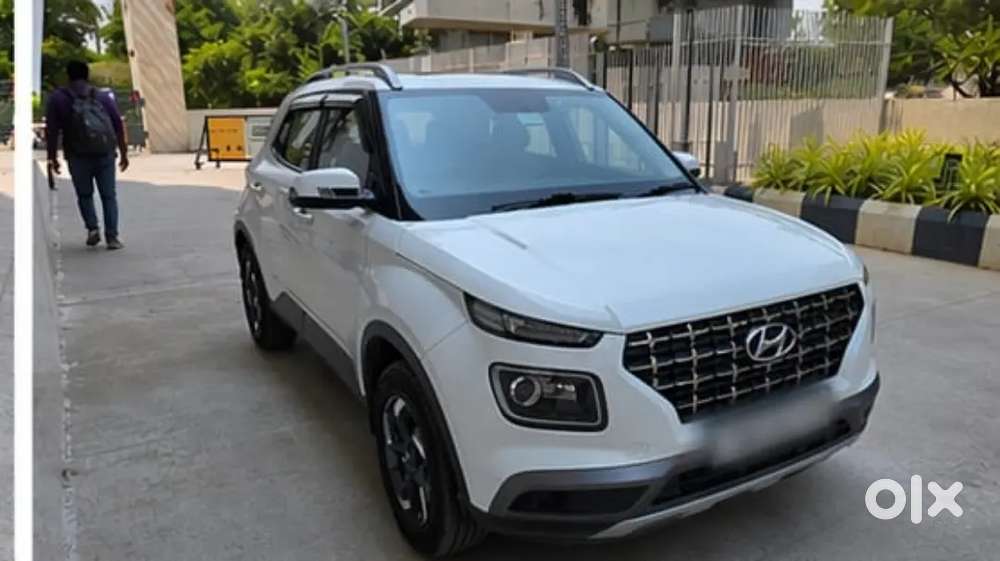 Hyundai Venue 2021 Diesel Well Maintained