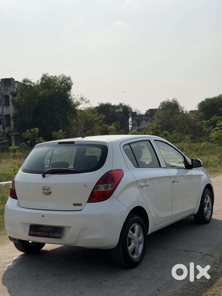 Hyundai I20 2010-2012 1.2 Sportz Option, 2011, Petrol