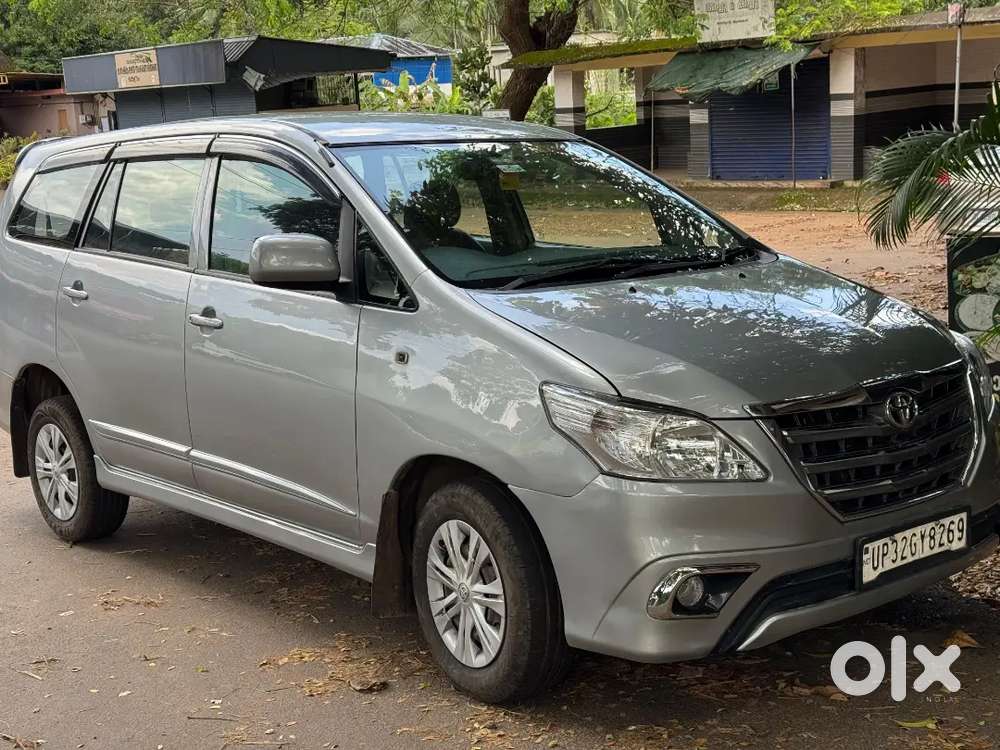 Toyota Innova 2016 Diesel Manual 150000 Km Driven