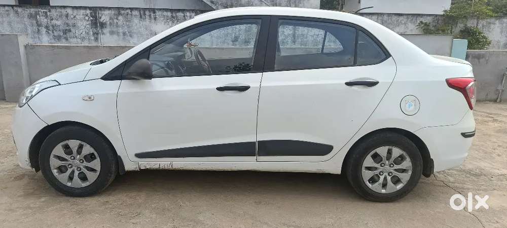 Hyundai Xcent 2015 Cng & Hybrids Well Maintained