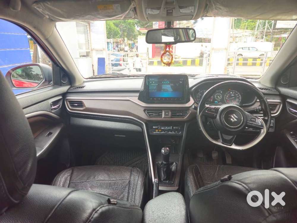 Maruti Suzuki Brezza 1.5 Zxi Plus Smart Hybrid Dual Tone, 2022, Petr..