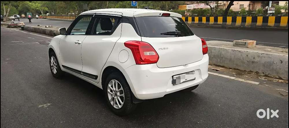 Maruti Suzuki Swift 2021 Petrol 76458 Km Driven