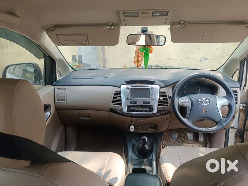 Toyota Innova Diesel 2015
