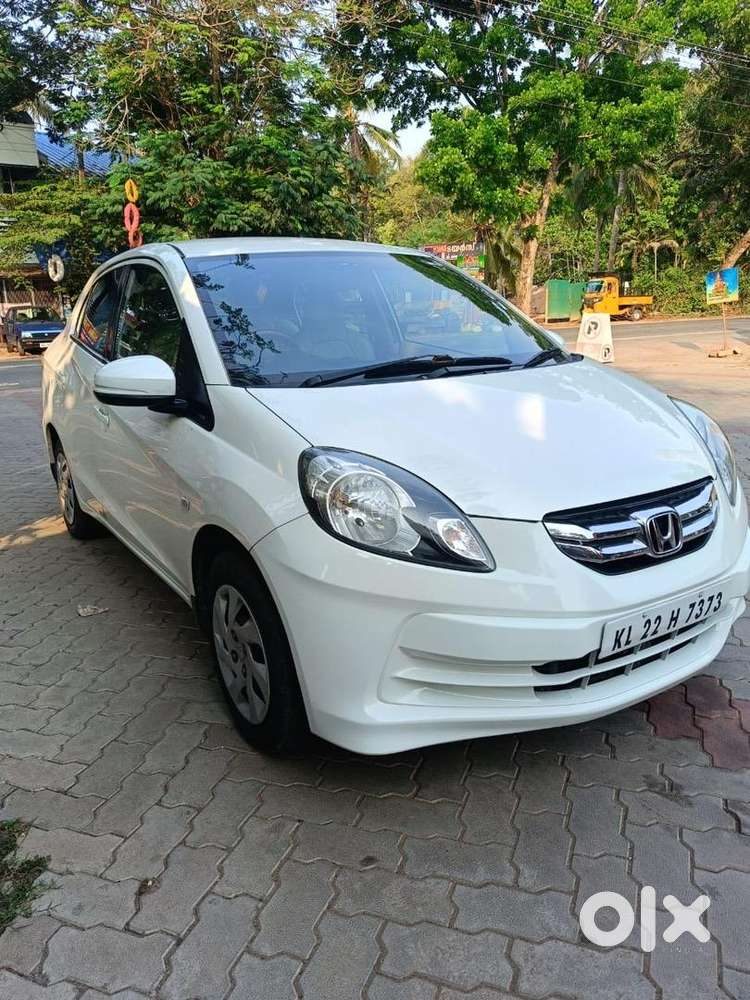 Honda Amaze 2016 Diesel Well Maintained