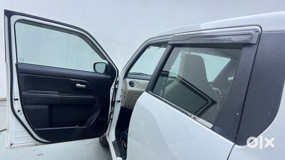 Maruti Suzuki Wagon R 1.2 Zxi Plus Amt, 2022, Petrol