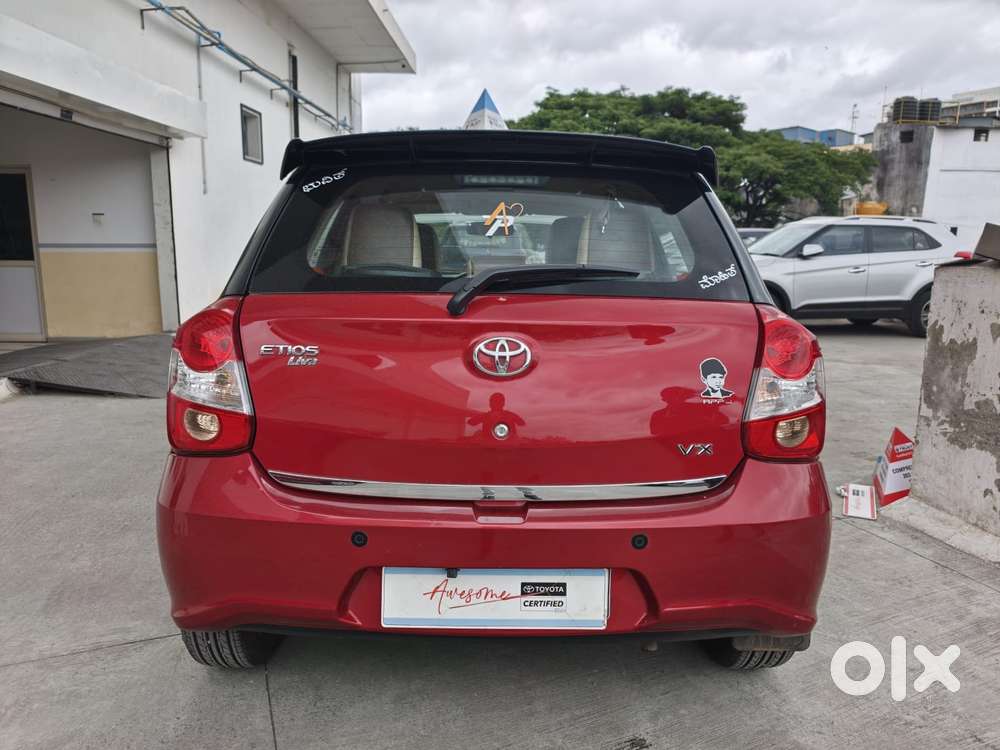 Toyota Etios Liva Vx Dual Tone, 2019, Petrol