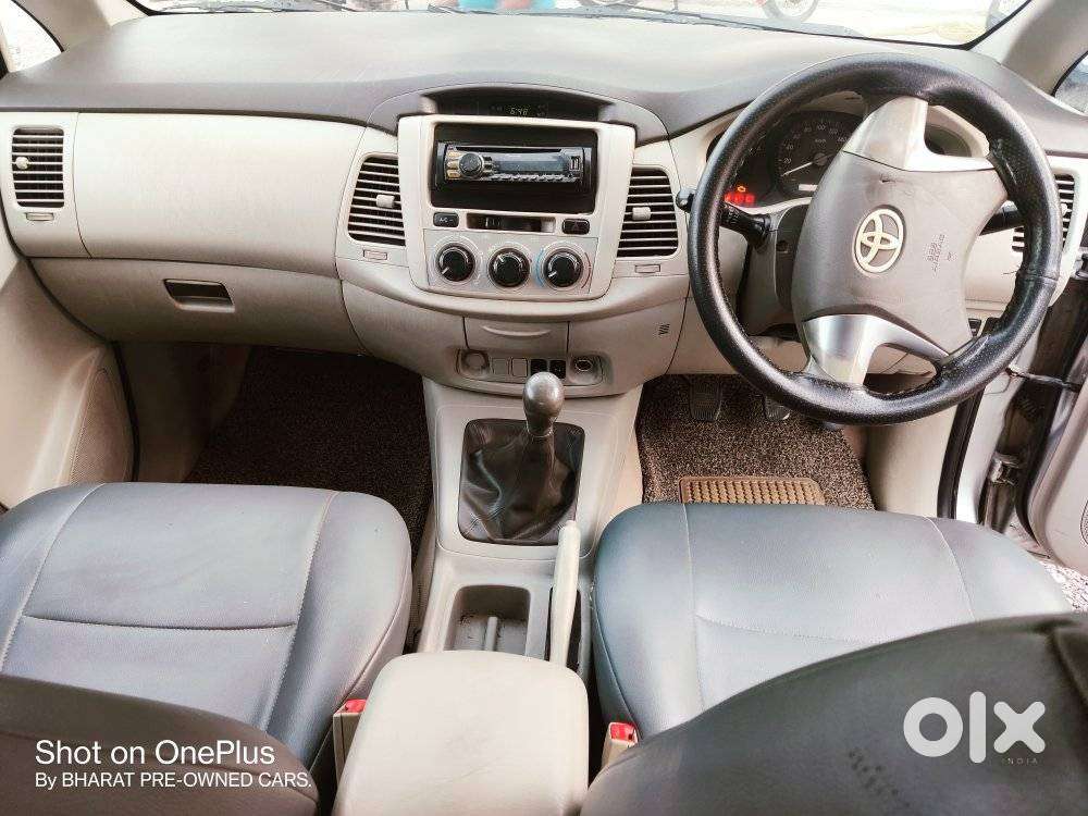 Toyota Innova 2.5 G (diesel) 7 Seater, 2014, Diesel