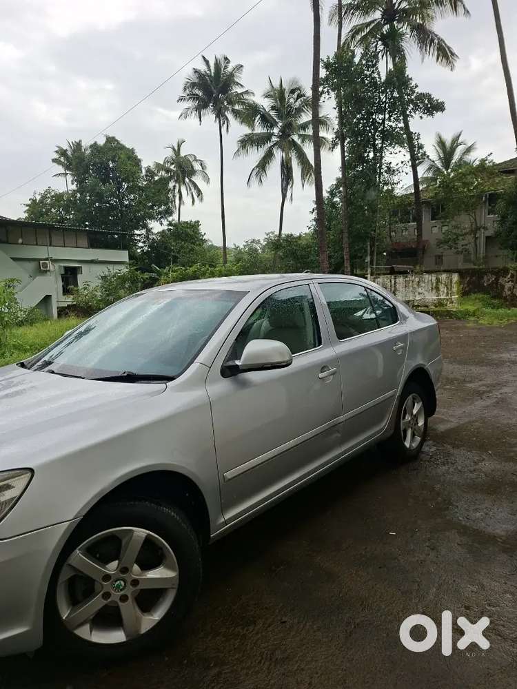 Skoda Laura Elegance 2011 Diesel