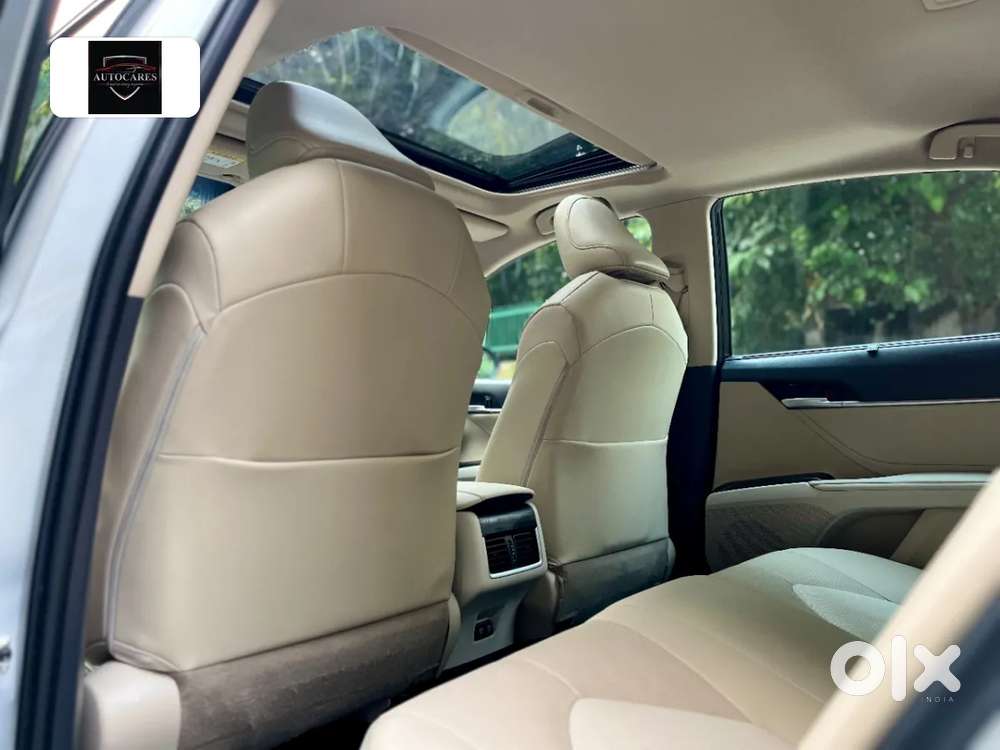 Toyota Camry Hybrid, 2022, Petrol