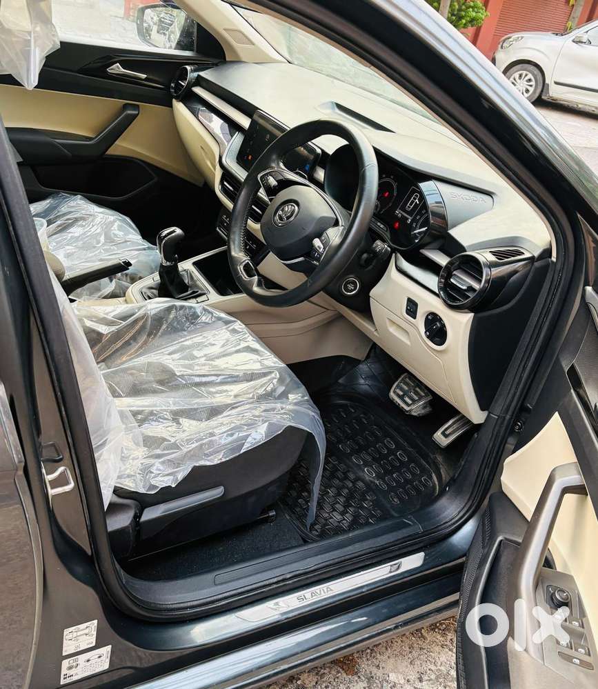 Skoda Slavia 1.0 Ambition Tsi, 2024, Petrol