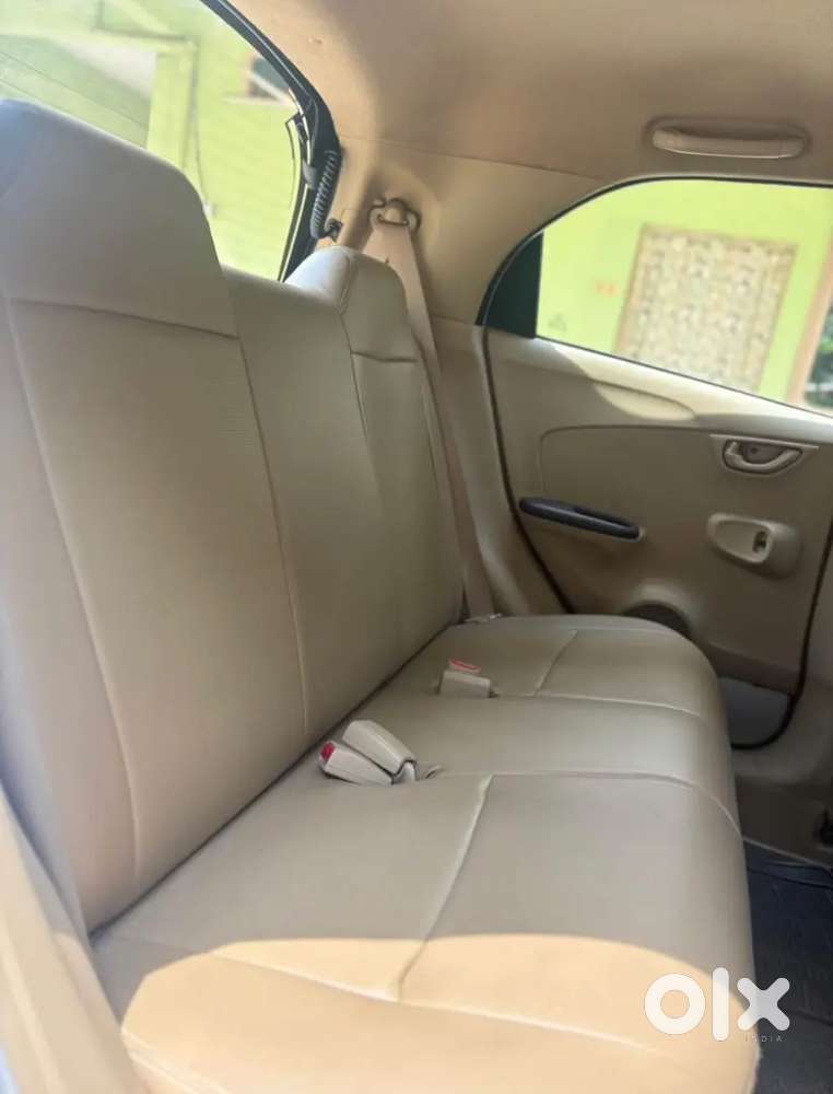 Honda Brio 2013 Petrol Well Maintained