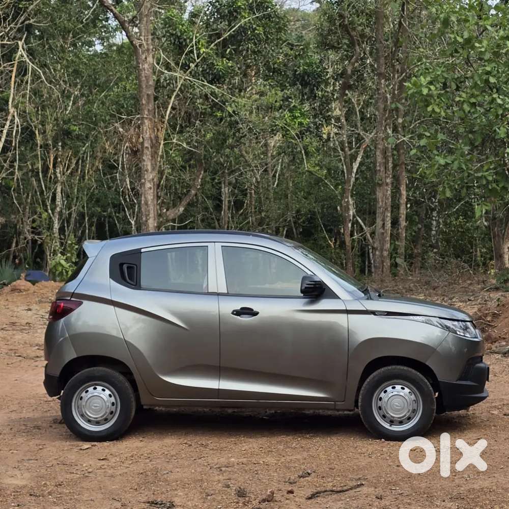 Mahindra Kuv 100 2016 Petrol Well Maintained