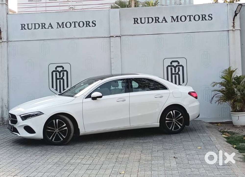 Mercedes-benz A-class Limousine 200, 2023, Petrol