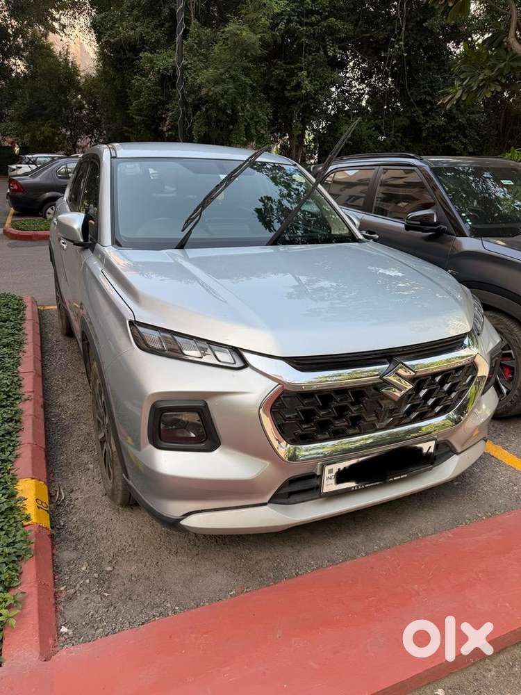 Maruti Suzuki Grand Vitara 2023 Petrol Well Maintained