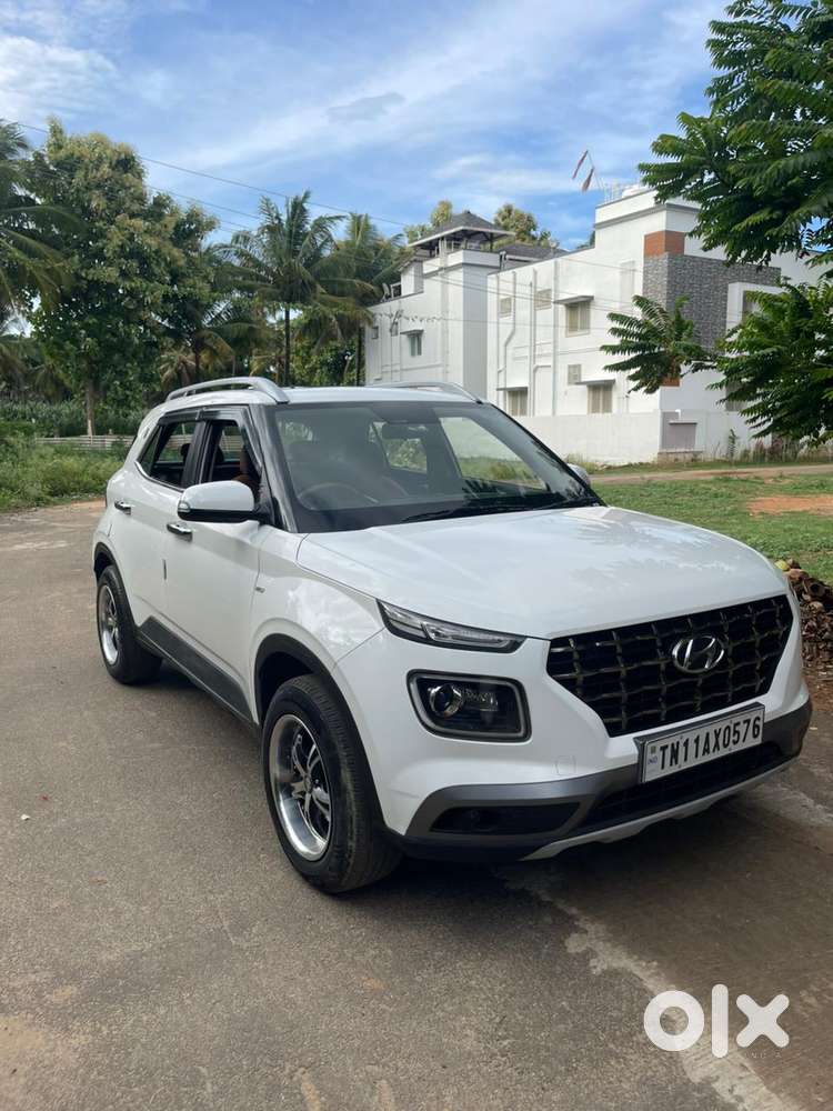 Hyundai Venue 1.0 Sx Turbo Imt, 2022, Petrol